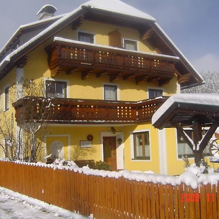 Haus Dorfer Bed & Breakfast Мариапфар Екстериор снимка