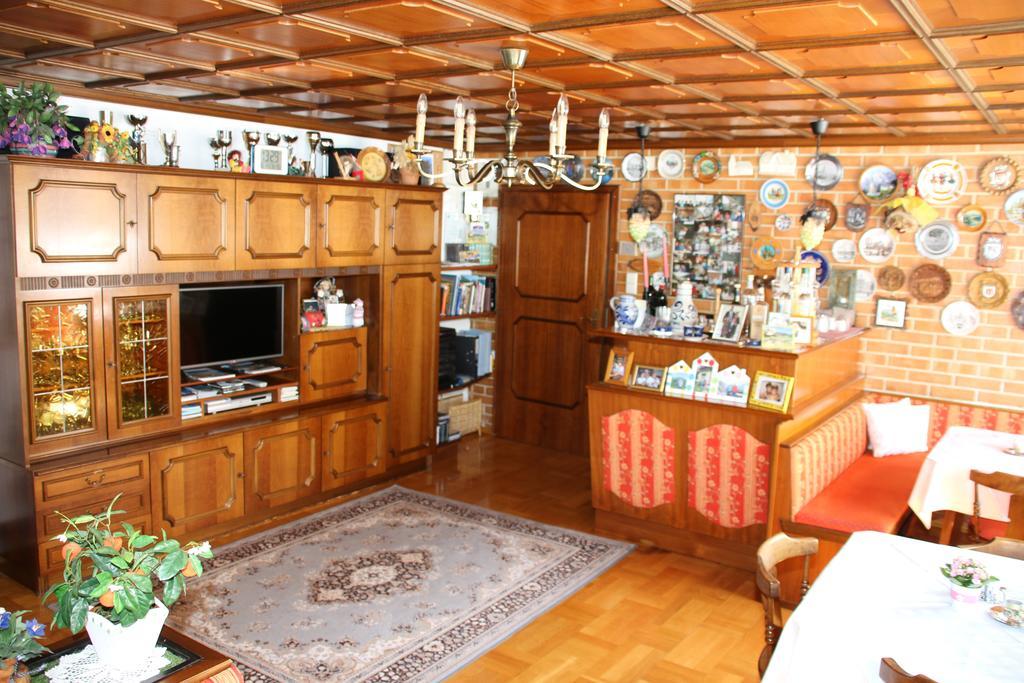 Haus Dorfer Bed & Breakfast Мариапфар Екстериор снимка