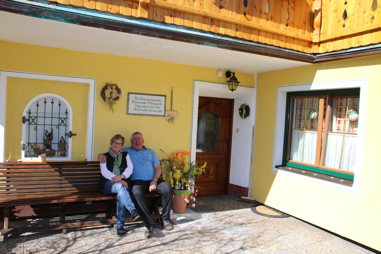 Haus Dorfer Bed & Breakfast Мариапфар Екстериор снимка