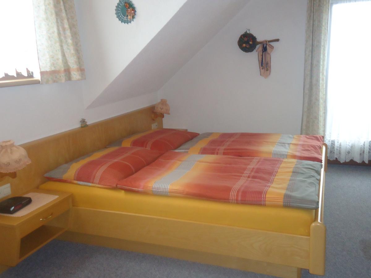 Haus Dorfer Bed & Breakfast Мариапфар Екстериор снимка