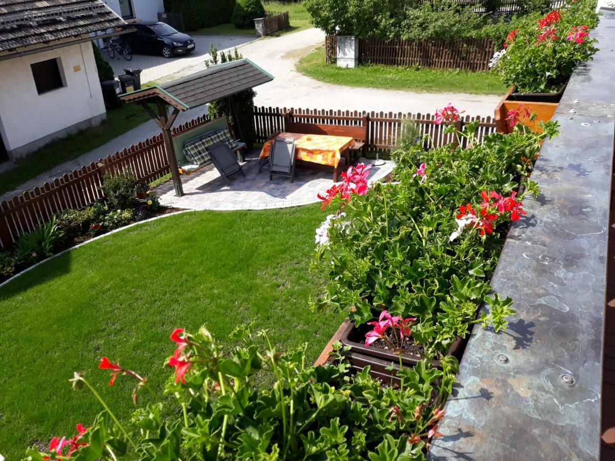 Haus Dorfer Bed & Breakfast Мариапфар Екстериор снимка